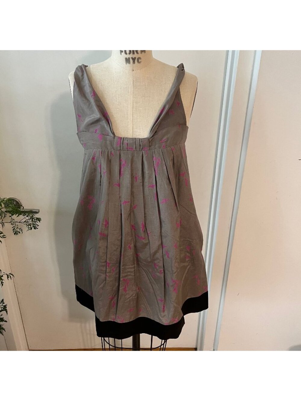 IRO Twee‎ Grey with Pink Birds Plunging Silk Blend Mini Dress Size 8 (40)